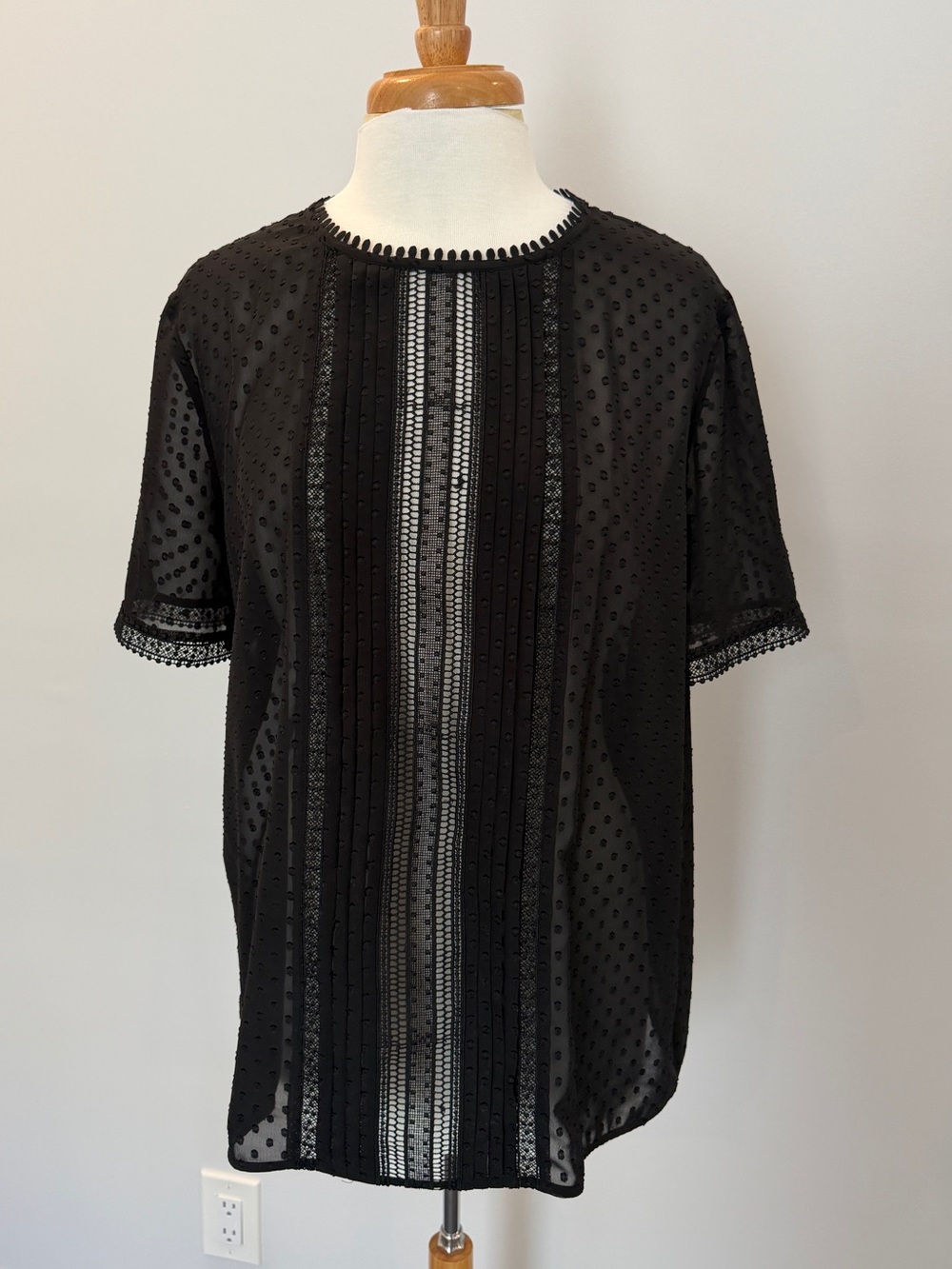 Ann Taylor Short-Sleeve Lace Detail Shirt